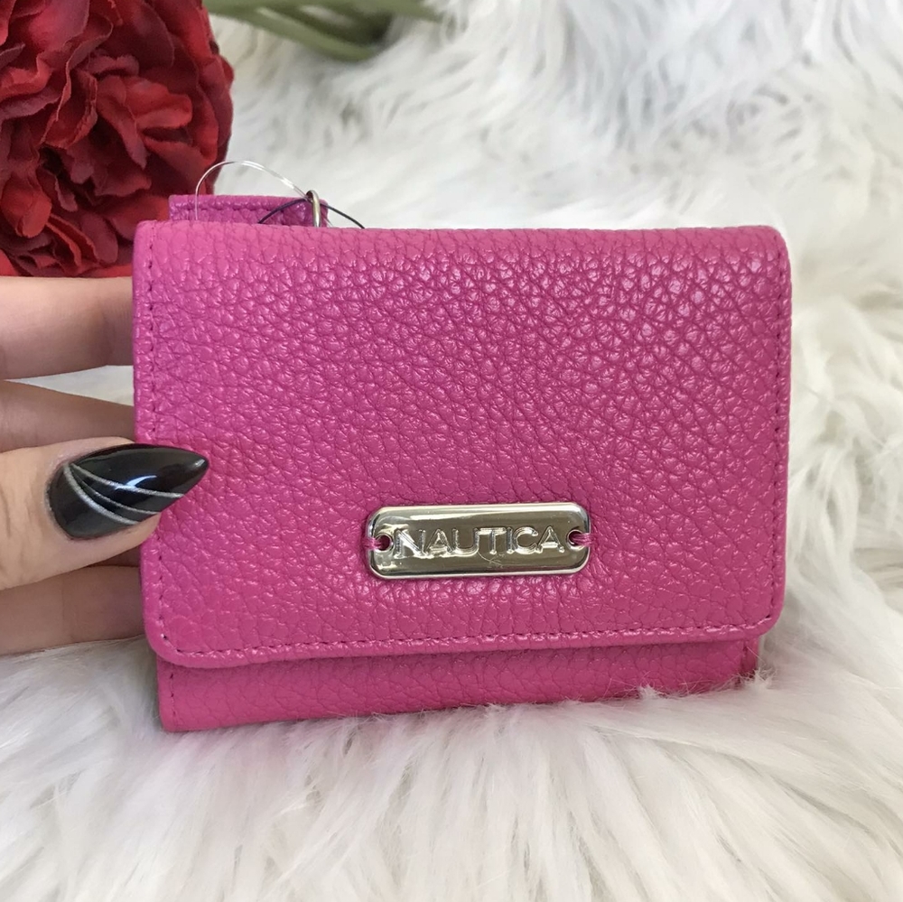NWT NAUTICA RFID WALLET ORGANIZER CASE
